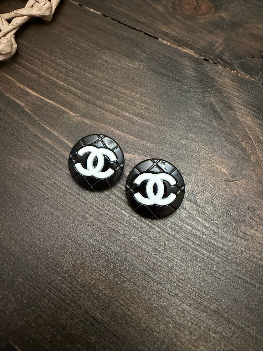 Set of 2 Chanel Buttons